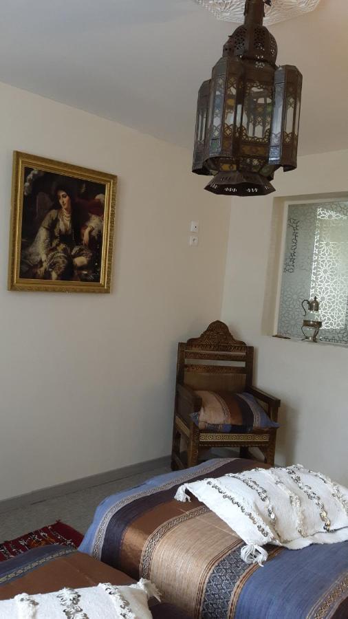 La Morgiane Bed and Breakfast Saint-Germain-les-Vergnes Exteriör bild
