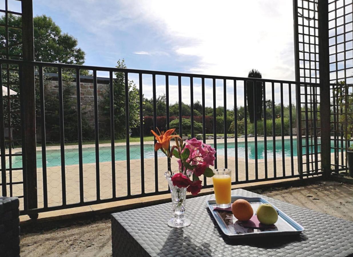 La Morgiane Bed and Breakfast Saint-Germain-les-Vergnes Exteriör bild